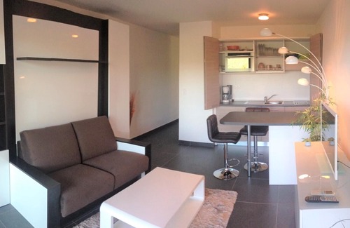 Porto-Vecchio Apartment | STUDIO air-conditioned standing with SEA VIEW and POOL