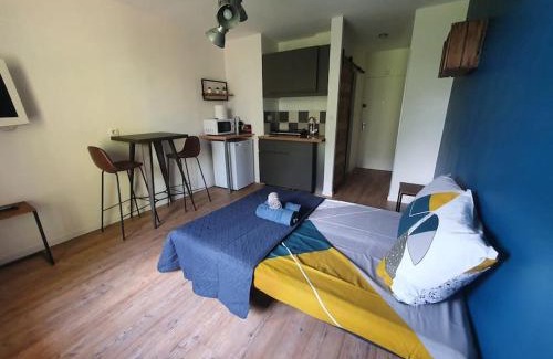 Nord Apartment | Studio Aix avec stationnement
