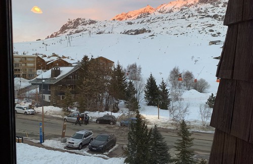 Cognet Apartment | Studio Alpe d'Huez, top of the resort, close to the slopes