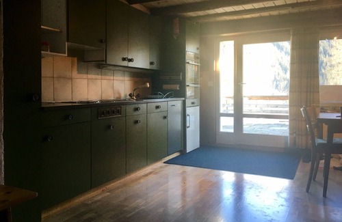 Davos Apartment | Studio apartment in the skiing, sports and hiking area Davos