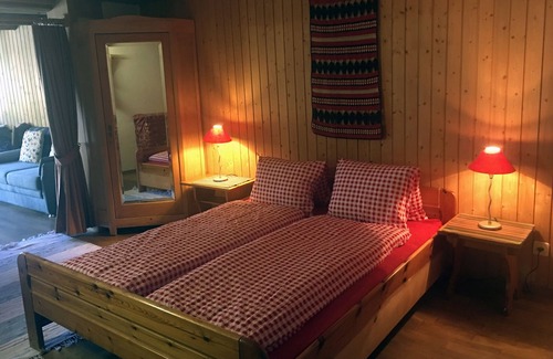 Davos Apartment | Studio apartment in the skiing, sports and hiking area Davos