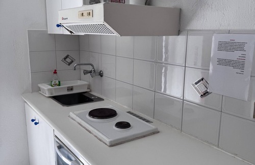 Pisses Apartment | Studio Apartment '1' with Sea View, Wi-Fi and Air Conditioning