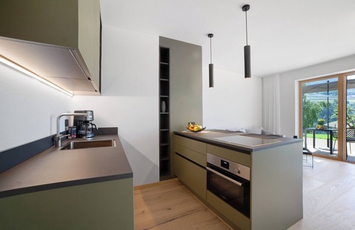 Rifiano Apartment | Studio Apartment 'Alivo Living Apartment Olivia' with Mountain View, Shared Terrace and Wi-Fi