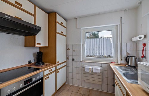 Albstadt Apartment | Studio Apartment 'Behrens-Reinke' with Private Terrace, Shared Garden and Wi-Fi