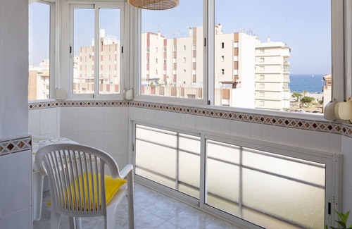 Torre del Mar Apartment | Studio Apartment 'Torre Del Mar' with Sea View, Wi-Fi and Air Conditioning