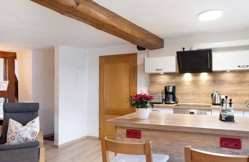 Leuderode Apartment | Studio Apartment 'Fachwerk 44' with Shared Terrace, Shared Garden and Wi-Fi