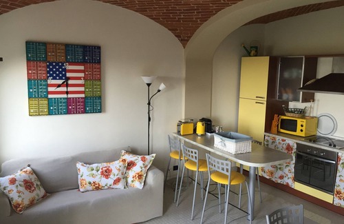Valdengo Apartment | Studio apartment in an old historic farmhouse on the top of a hill