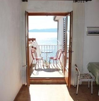 Pisak Apartment | Studio Apartment in Pisak with Sea View, Balcony, Air Conditioning, Wi-Fi (4722-3)
