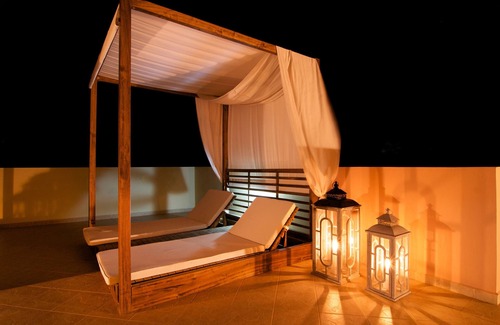 Lefkos Apartment | Studio Apartment 'Miraluna 1' with Private Terrace, Wi-Fi and Air Conditioning