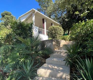 Borik Apartment | Studio Apartment Rosemary