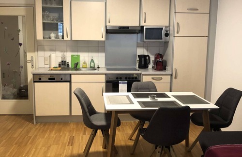 Geidorf Apartment | Studio Appartement near the hospital with garden access