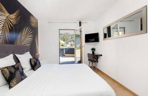 Eze Apartment | Studio au calme, avec terrasse et parking à Eze village
