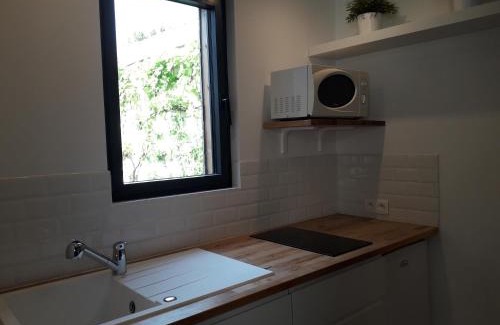 Quartier Saint-Clement - Jardin des Plantes Apartment | Studio avec jardin et stationnement gratuit à Rouen