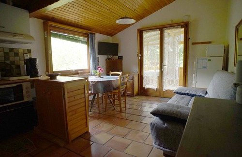 Reynes Apartment | Studio Avec Véranda Dans Vallée Calme à Reynès