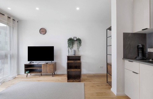 Hochzoll-Nord Apartment | Studio 'Ay Homes 09' with Balcony and Wi-Fi