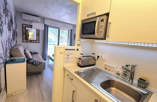 La Faviere Apartment | Studio "Bormes in Blue" in La Favière - Rated 3*