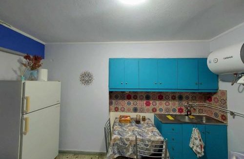 Saronida Apartment | Studio By The Beach 2