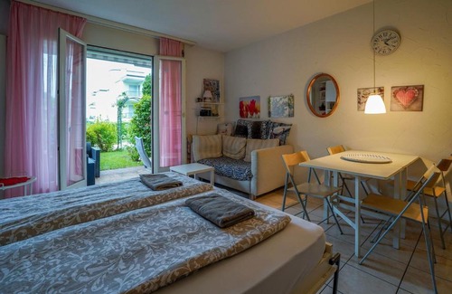 Caslano Apartment | Studio by the Pool