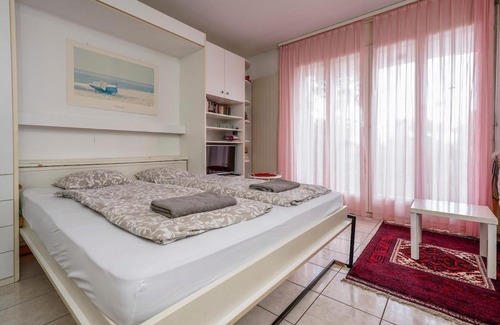 Caslano Apartment | Studio by the Pool