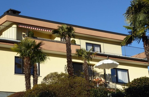 Ascona Apartment | Studio C with a beautiful view of the lake