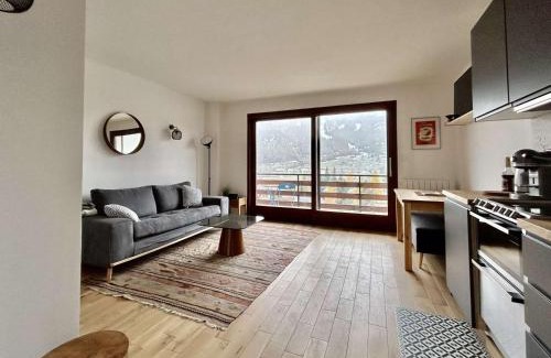 Monetier-les-Bains Apartment | Studio cabine 4 pers avec balcon, près commerces et navette gratuite - FR-1-330F-230