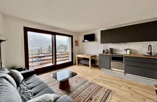 Monetier-les-Bains Apartment | Studio cabine 4 pers avec balcon, près commerces et navette gratuite - FR-1-330F-230