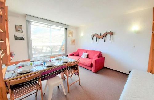 Piau Engaly Apartment | Studio Cabine cosy pour 6 pers. avec TV, kitchenette équipée et casier à ski à Piau-Engaly - FR-1-457-319