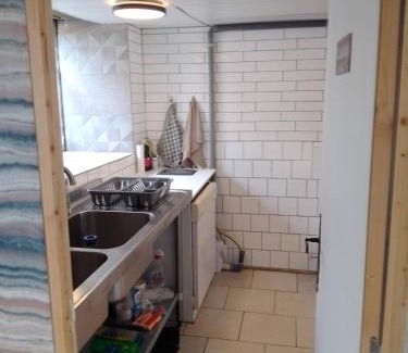 Saint-Priest Apartment | Studio calme avec billard