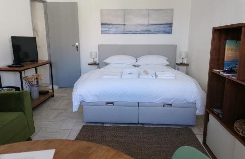 Palais de justice Apartment | Studio calme et très lumineux, au pied de notre Dame de la Garde