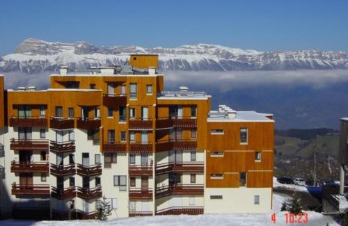 Les Adrets Apartment | Studio central avec balcon et vues sur pistes - 3 couchages - FR-1-557-44