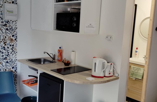 Vernon Apartment | Studio Chaleureux Sans Vis-à-vis