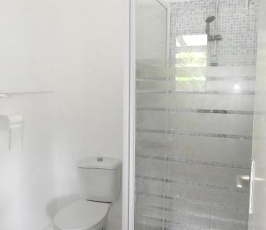 Le Robert Apartment | Studio charmant à Le Robert - 17 m² avec Piscine partagée