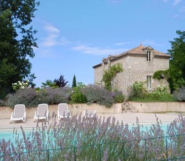 Le Cler House | STUDIO chez La Maison Forte