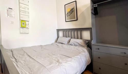 Saint-Genix-sur-Guiers Apartment | Studio Chic au Style Rétro Moderne