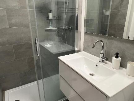 Gosselies Apartment | Studio chic proche aéroport & centre-ville