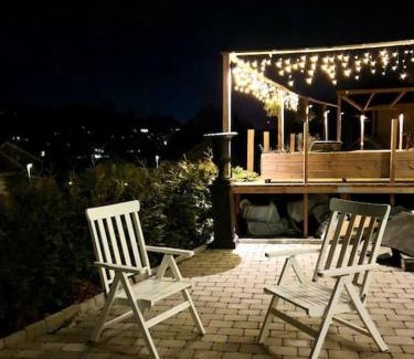Fullersta Apartment | Studio close to city, Sthlm fair, free parking