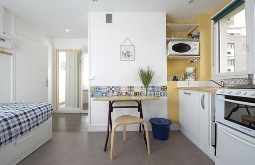 L'Ile-Saint-Denis Apartment | Studio Cosy et Fonctionnel, Proche de Paris