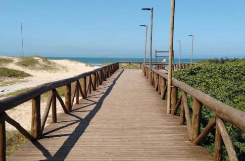 Praia de Leste Apartment | Studio com ar condicionado a 4 quadras do mar