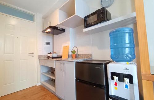 Mactan Export Processing Zone Apartment | Studio Condo 3 mins to Mactan Airport with Pool and Gym