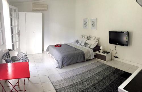 Cap Champagne Apartment | Studio cosy à Boucan Canot, 30 m² avec jardin privé