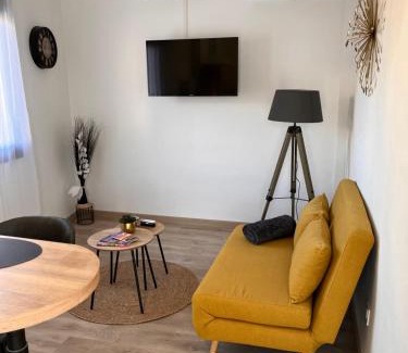Saint-Hippolyte Apartment | Studio cosy entièrement neuf, arrivée autonome