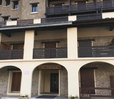 Beuil Apartment | Studio cosy et sa terrasse
