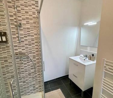 Rosieres-pres-Troyes Apartment | Studio Cosy