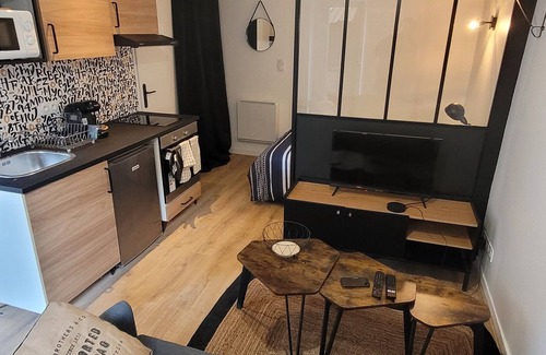 Cret de Roc Apartment | Studio cosy Saint-Étienne centre