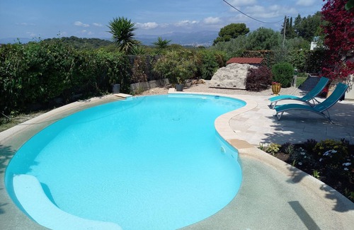 Le Cannet Apartment | Studio Dans Villa Avec Piscine à 10min des Plages et de la Croisette