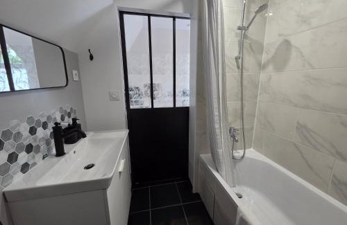 Morgny-la-Pommeraye Apartment | studio de charme