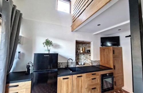 Comps-la-Grand-Ville House | Studio Duplex Calme - SPA - SAUNA - Parking - Wifi
