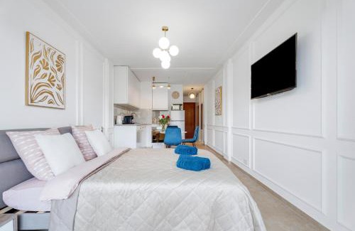 Fabron Apartment | Studio elegant avec balcon proche Mer et Tramway