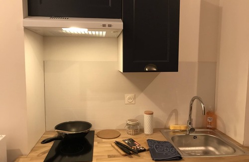 Saint-Honore - Jeanne d'Arc Apartment | Studio Entièrement Meublé et Équipé de 26 m2