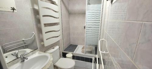 Jonzac Apartment | Studio et jardin "Le Coquet"